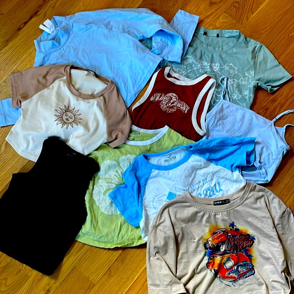 Women's cropped tops